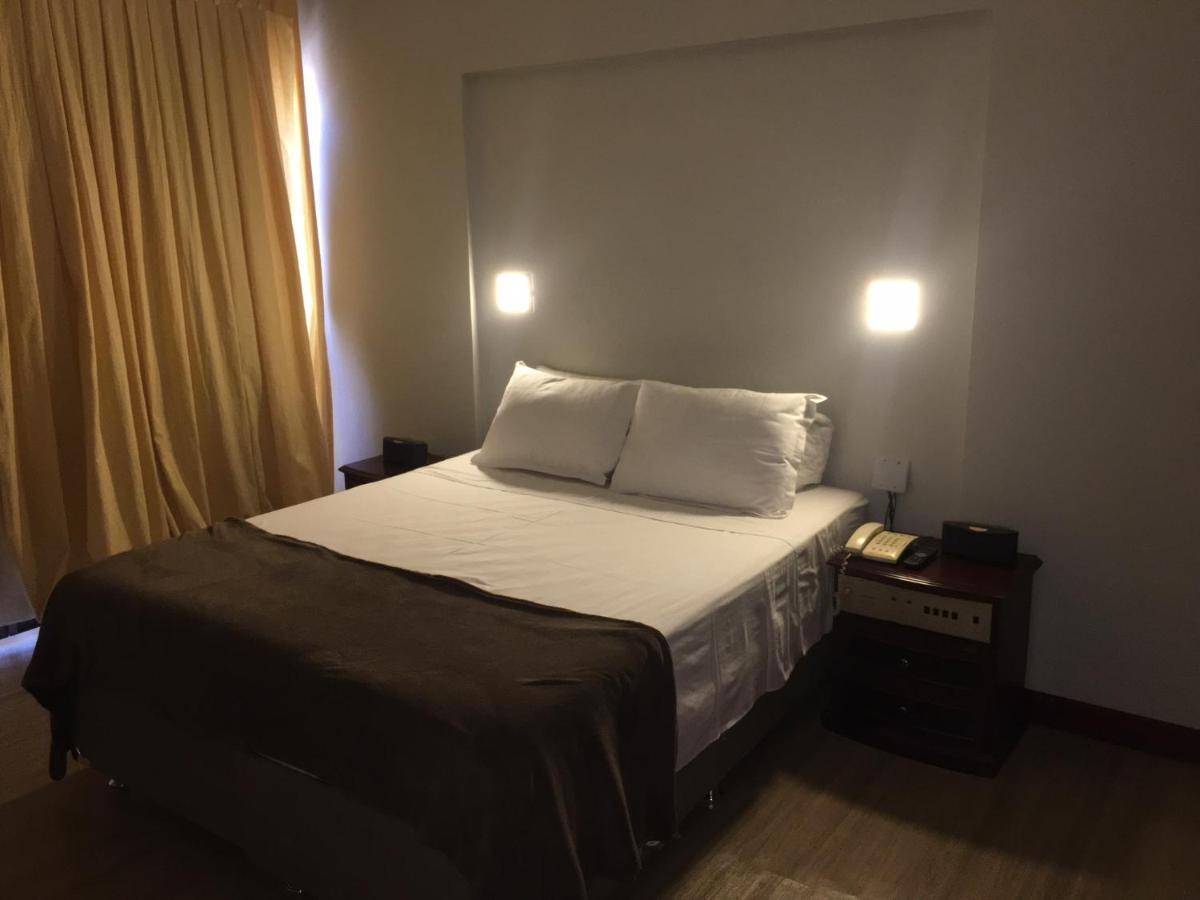 Apart Hotel No Coracao De Brasilia Kubitschek Plaza Bagian luar foto